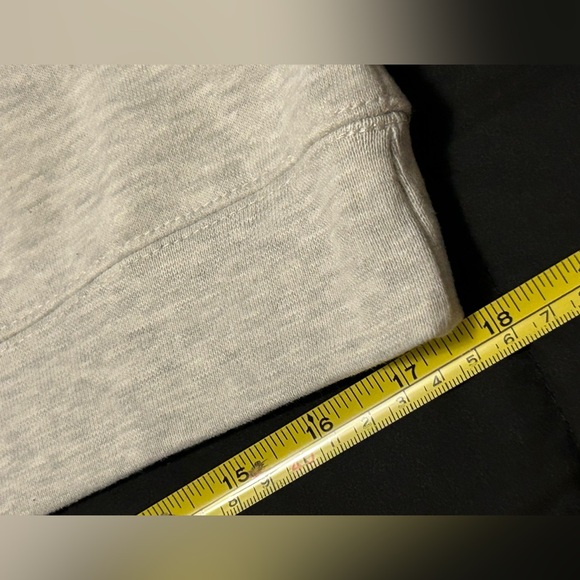 Bedford Fall NY Sweatshirt M snug NWOT It’s A Wonderful Life Christmas film - Picture 12 of 12